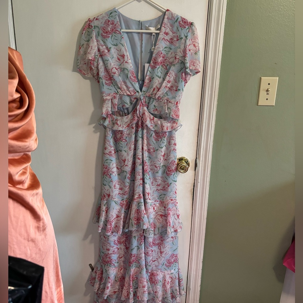 WAYF Dress NWT Medium